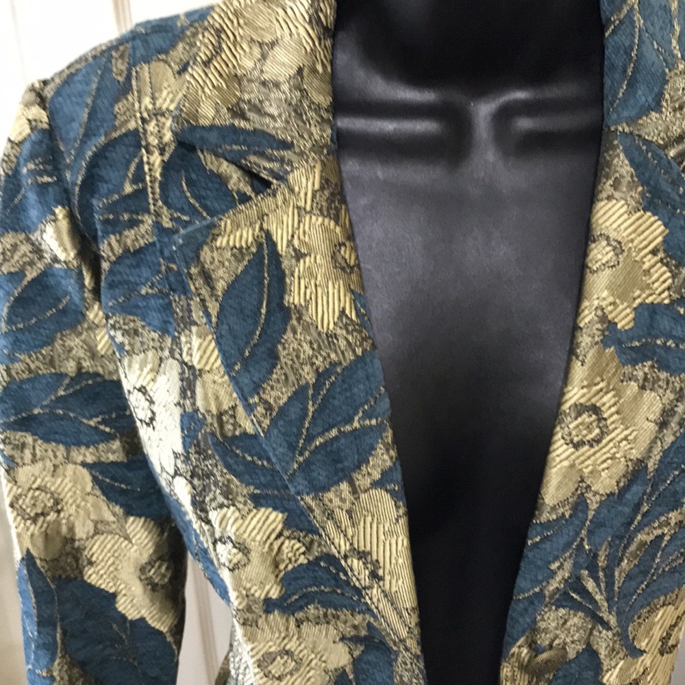Fall Winter Blazer - Picture 4 of 7